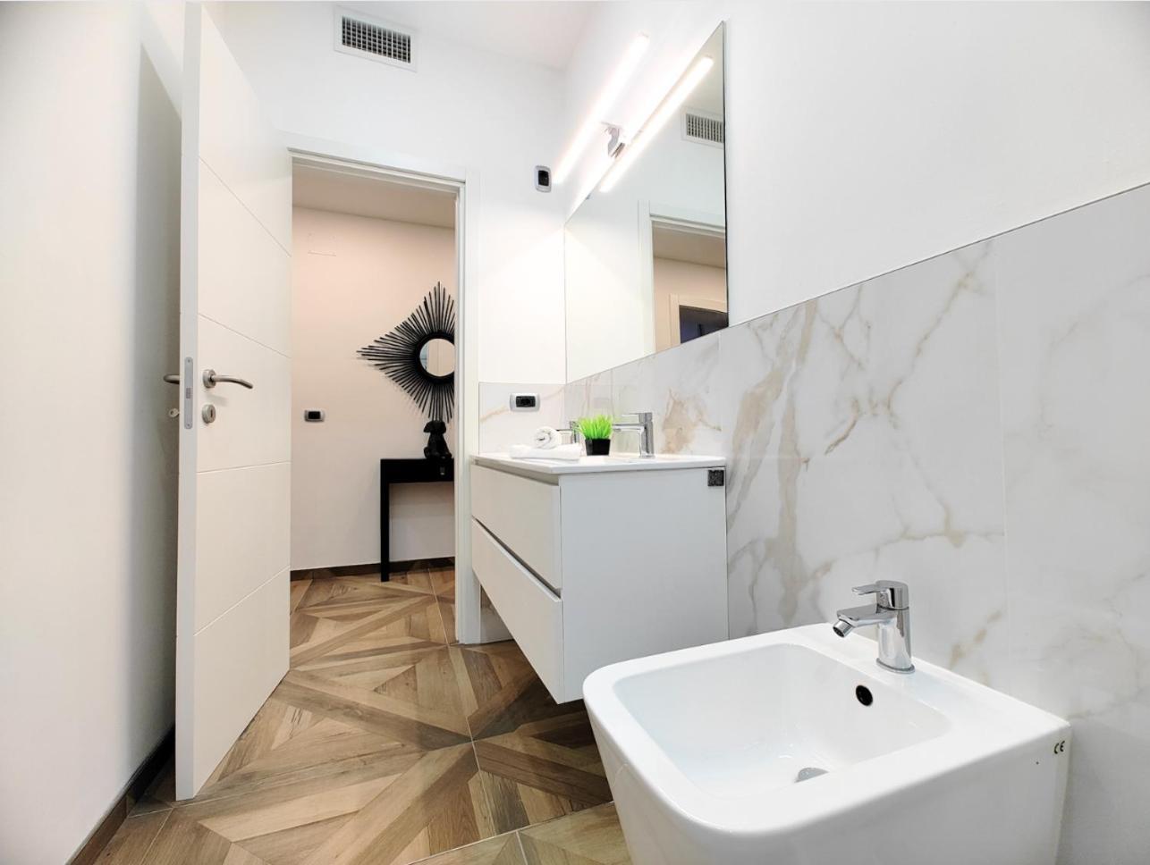Apartament Trieste Stazione - Free Wifi Zewnętrze zdjęcie
